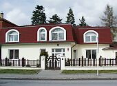 Villa Troya